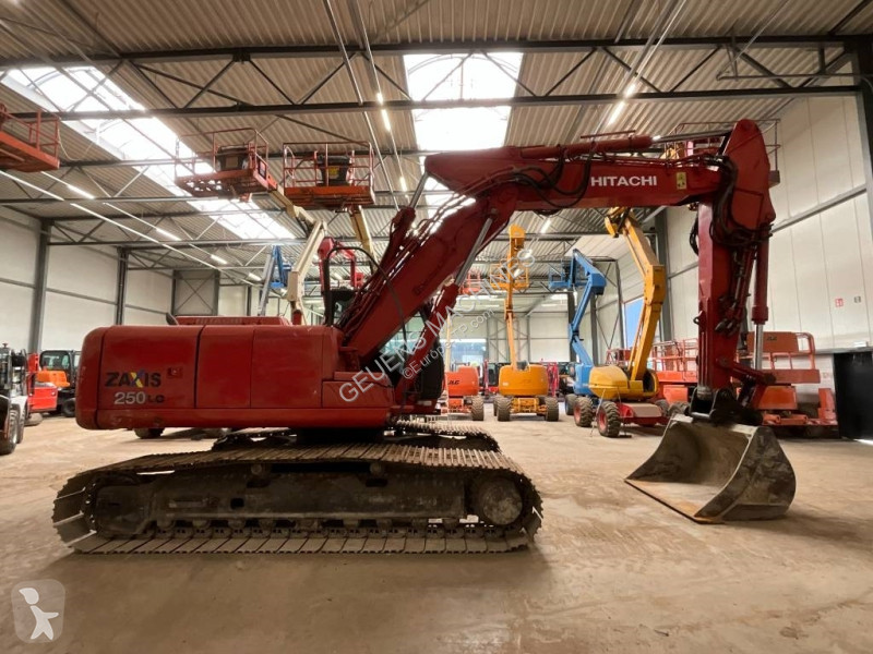 Excavator Hitachi LC-3