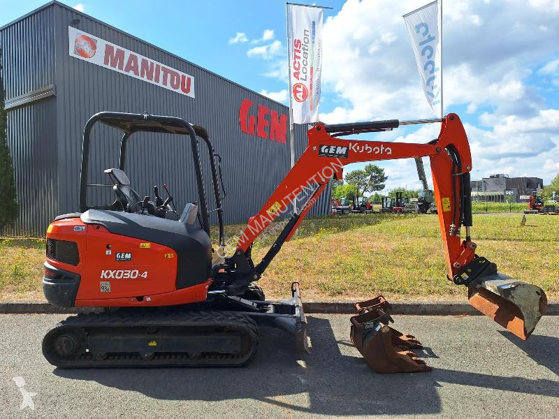 Escavatore Kubota KX030-4