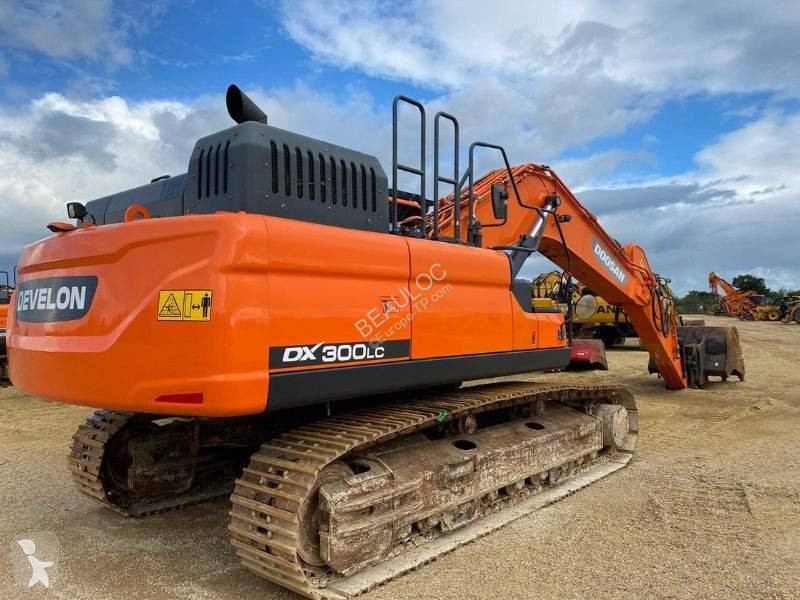جرافة Doosan