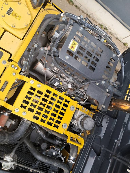 Escavadora Komatsu I-11