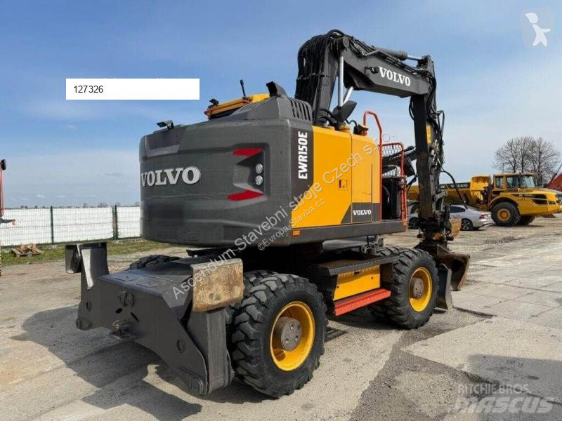 Escavadora Volvo EWR150E