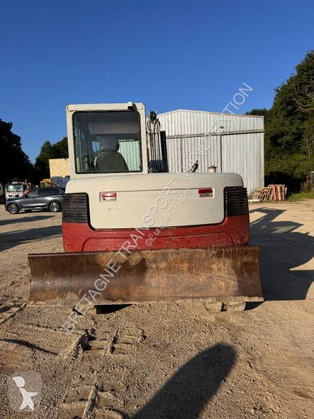 Escavadora Takeuchi