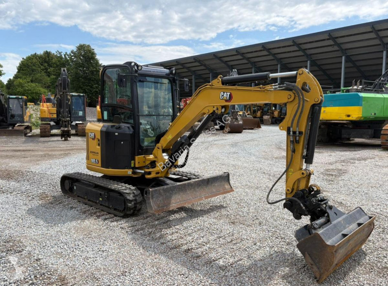 Excavadora Caterpillar 3035 CR