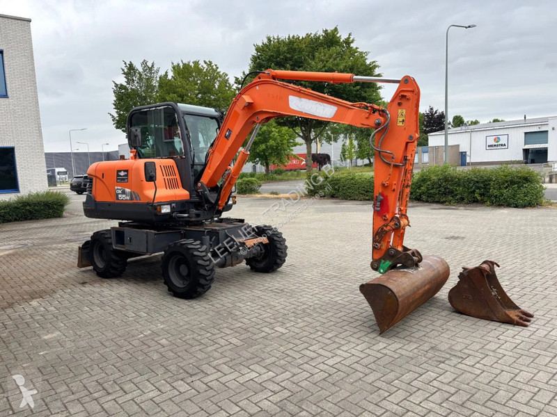 Excavator Doosan K wheeled excavator, 2015...