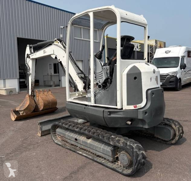 Escavadora Neuson 38Z3