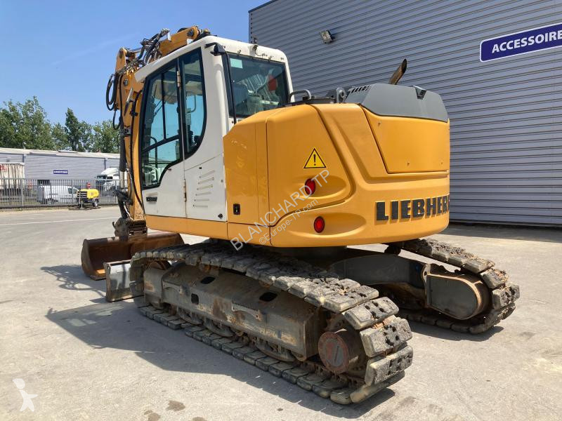 Escavadora Liebherr R COMPACT