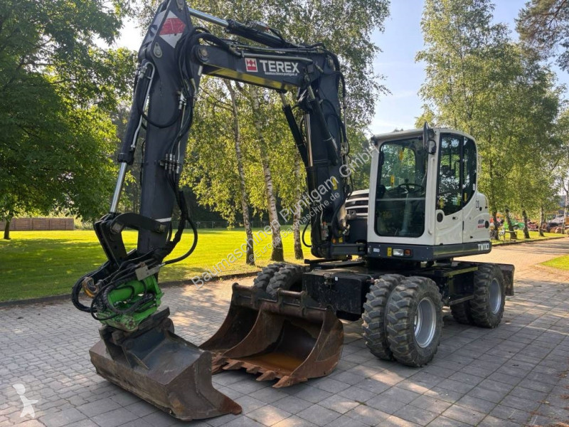 Excavator Terex