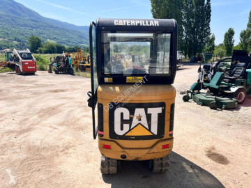 Miniexcavadora Caterpillar