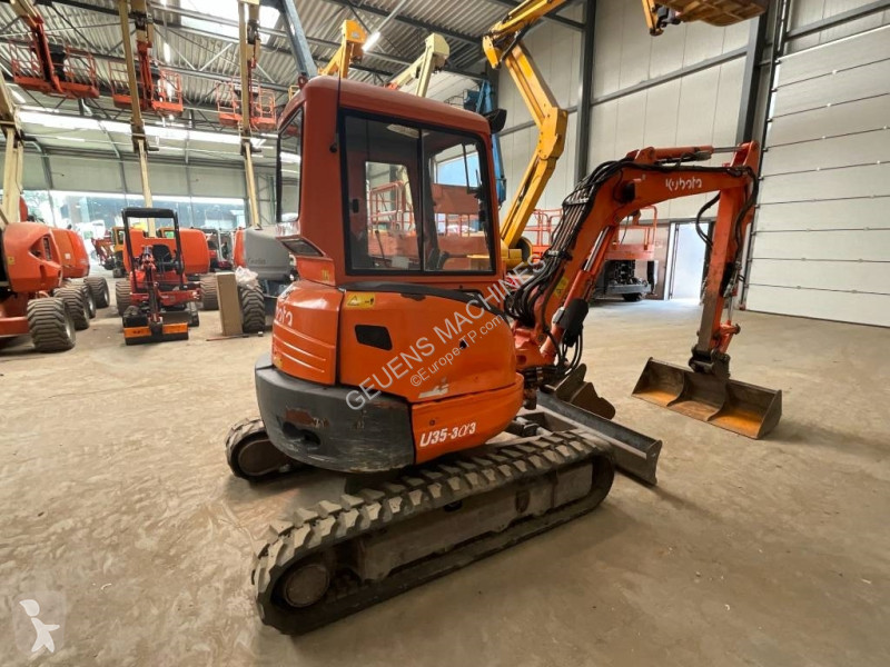 Excavadora Kubota U 35-3 A 3