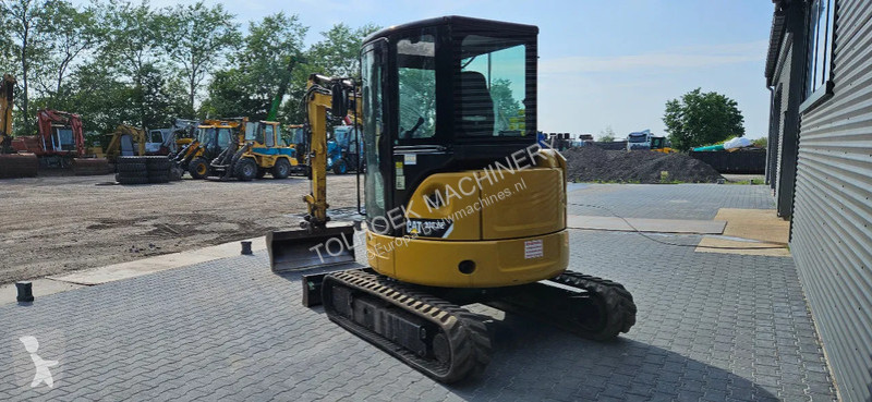 Escavatore Caterpillar E