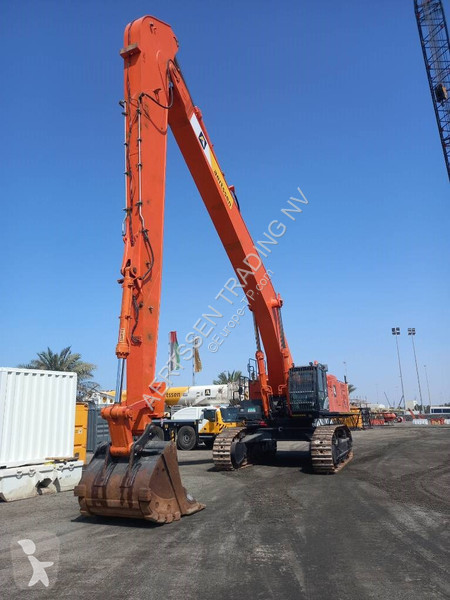 Escavadora Hitachi ZX870-5G LR 21m (Abu Dhabi)