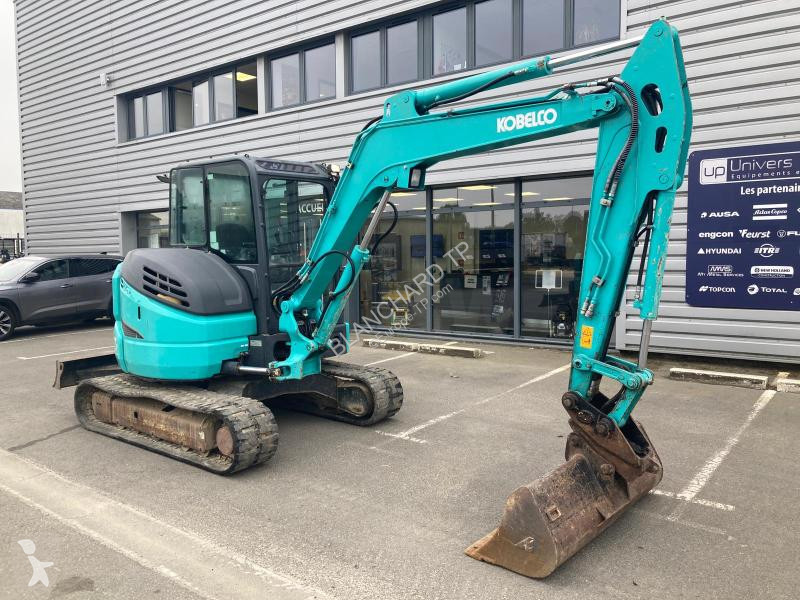 Escavadora Kobelco SK55SRX-6