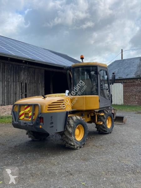 Excavator Mecalac