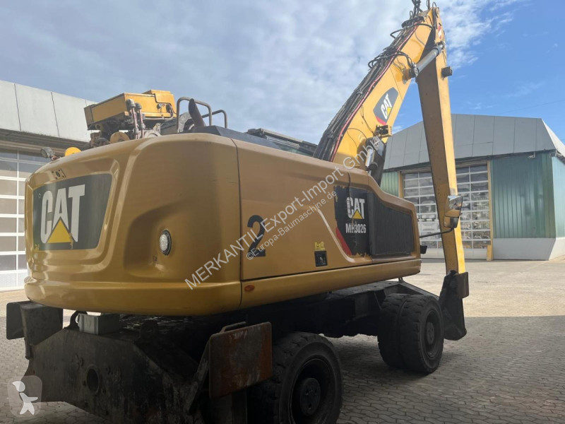 Graafmachine Caterpillar MH3026