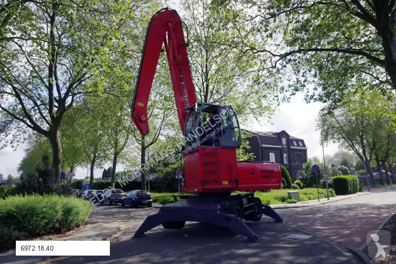 جرافة New Holland MH 6.6 With Generator For Magnet