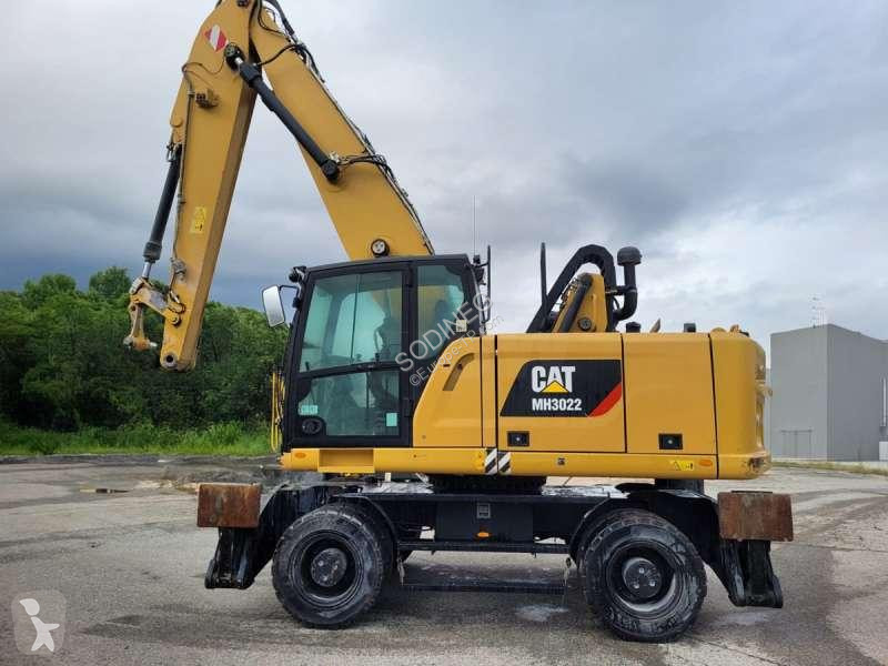 Excavator Caterpillar  MH3022