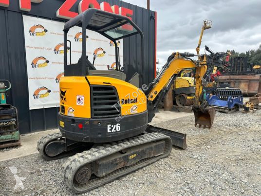 Lopatový nakládač Bobcat e26 à 18 500 € ht
