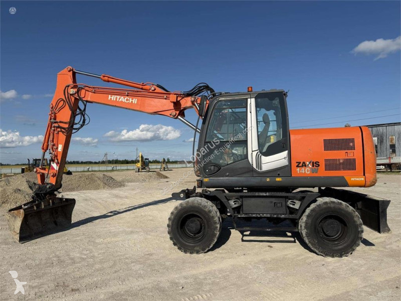 Escavadora Hitachi 140 W