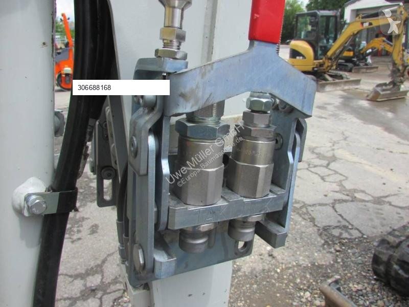 Escavadora Takeuchi TB 216 V4 Minibagger 28.000...
