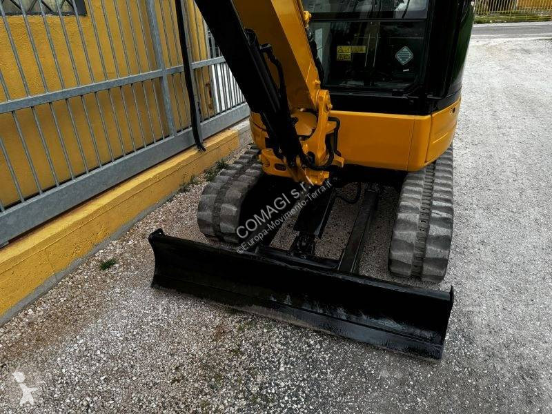 Escavatore Caterpillar
