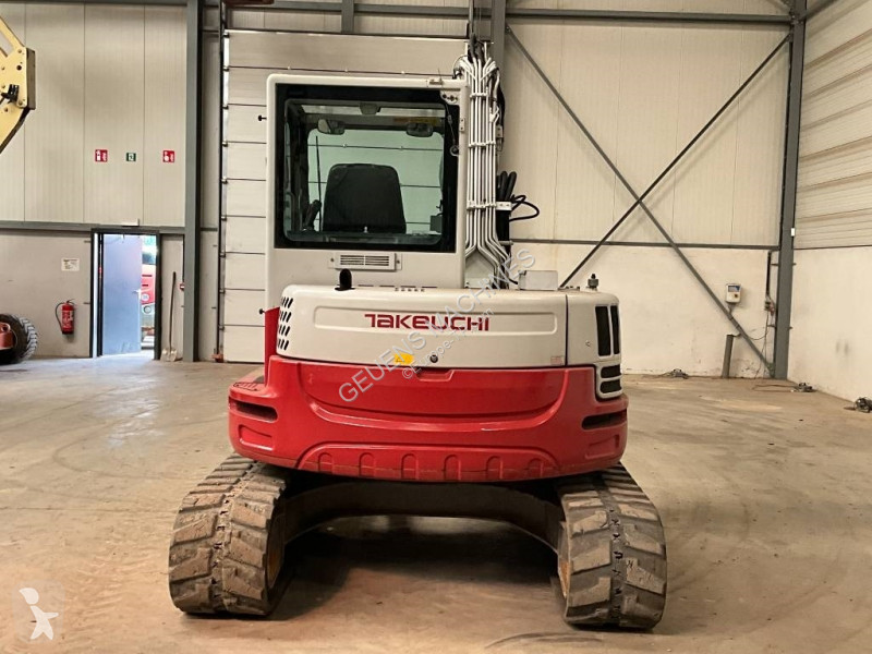 Escavadora Takeuchi 280