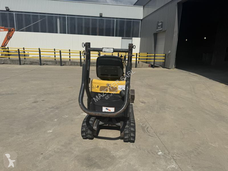 Pelle Yanmar SV08-1
