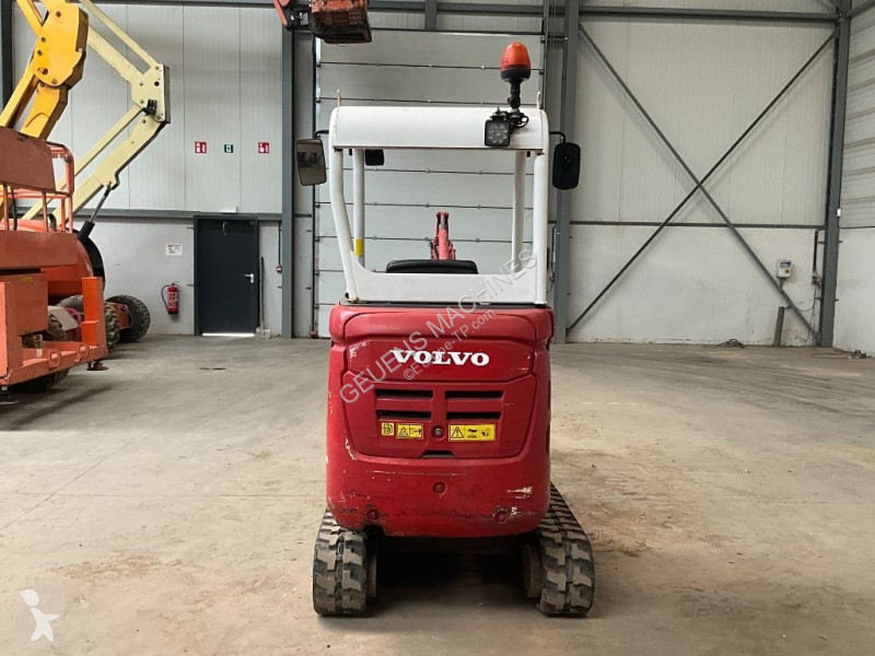 Escavadora Volvo EC 18 D