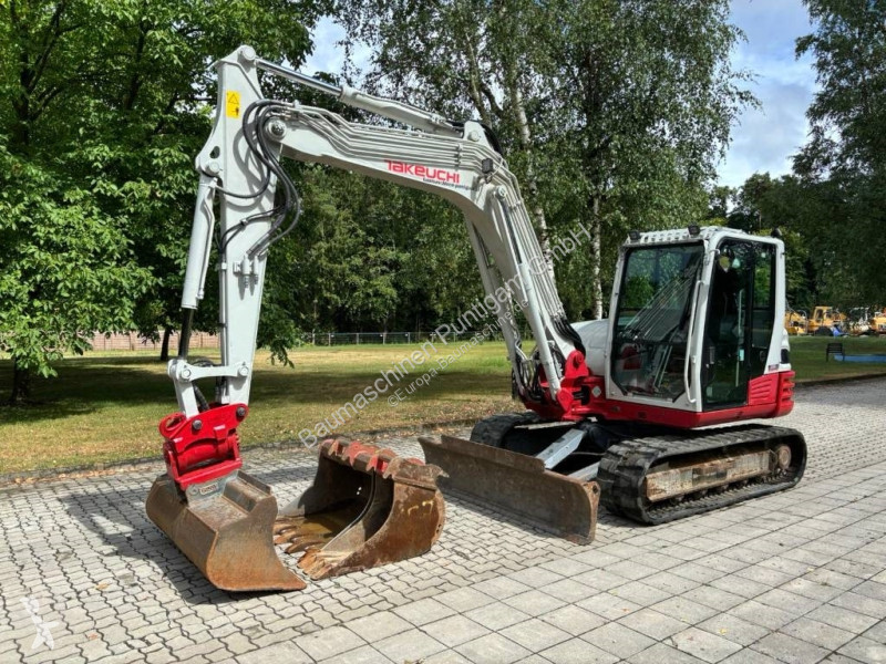 Skovl Takeuchi