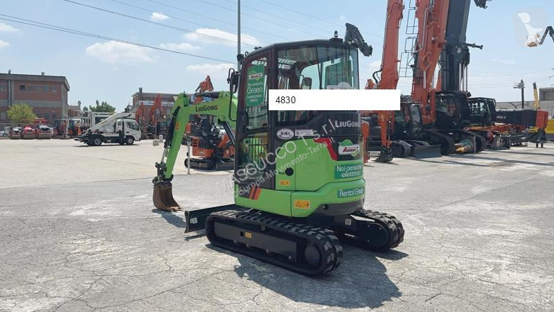 Escavatore LiuGong 9027FE