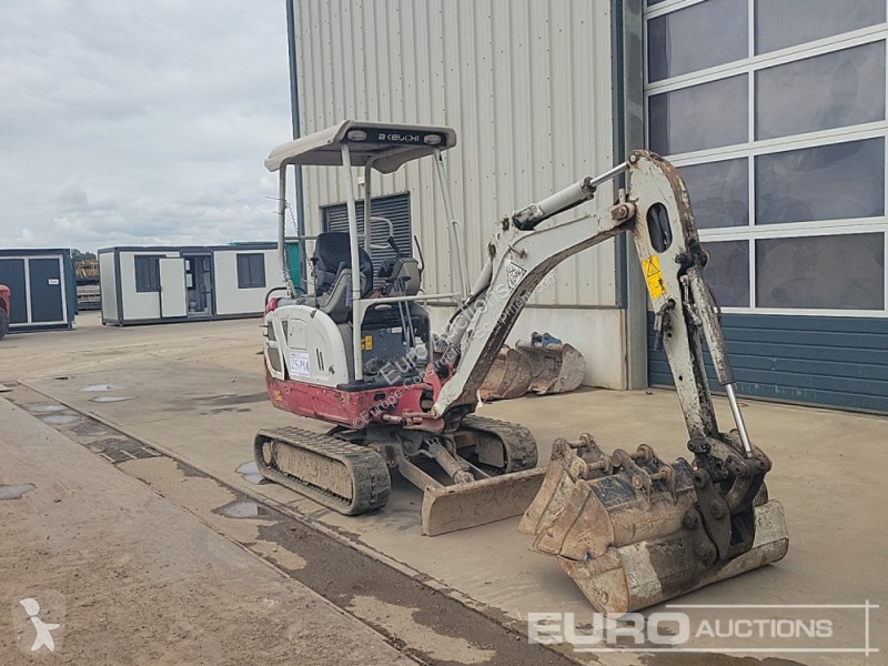 جرافة Takeuchi TB216