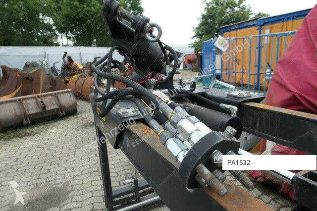 Escavadora KM 332, Steinzange, Drehservo