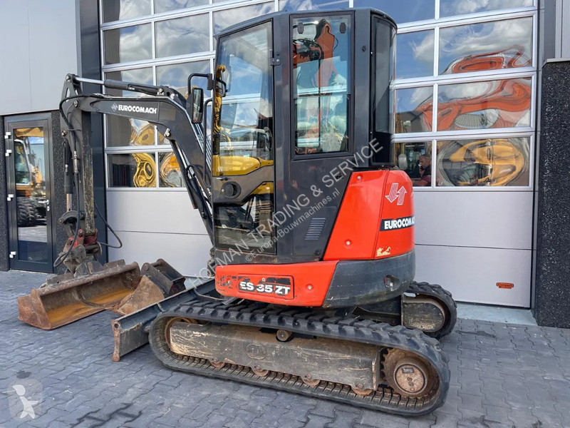 Escavadora Eurocomach ES35ZT