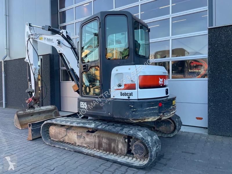 Escavadora Bobcat E55