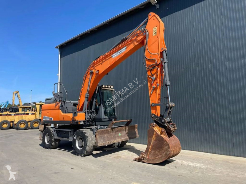 جرافة Doosan -5