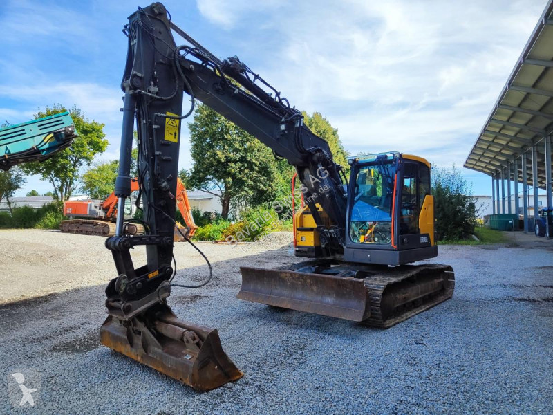Escavadora Volvo ECR145EL