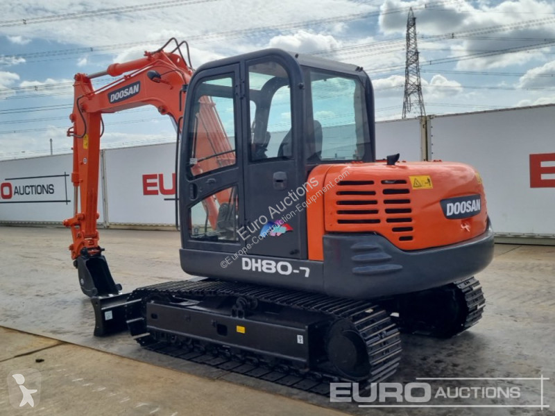 Escavatore Doosan DS80-7C
