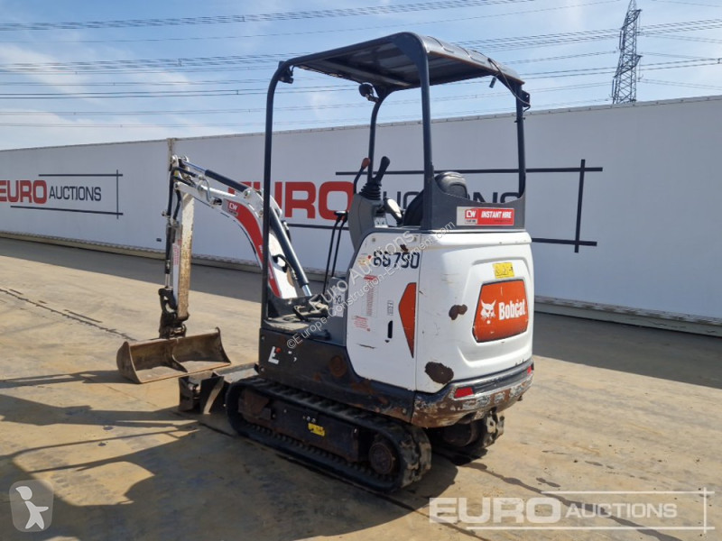 جرافة Bobcat E17
