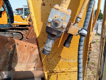 Pelle sur chenilles Caterpillar