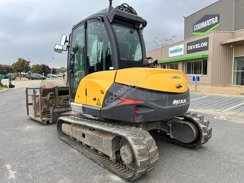 Excavator Mecalac