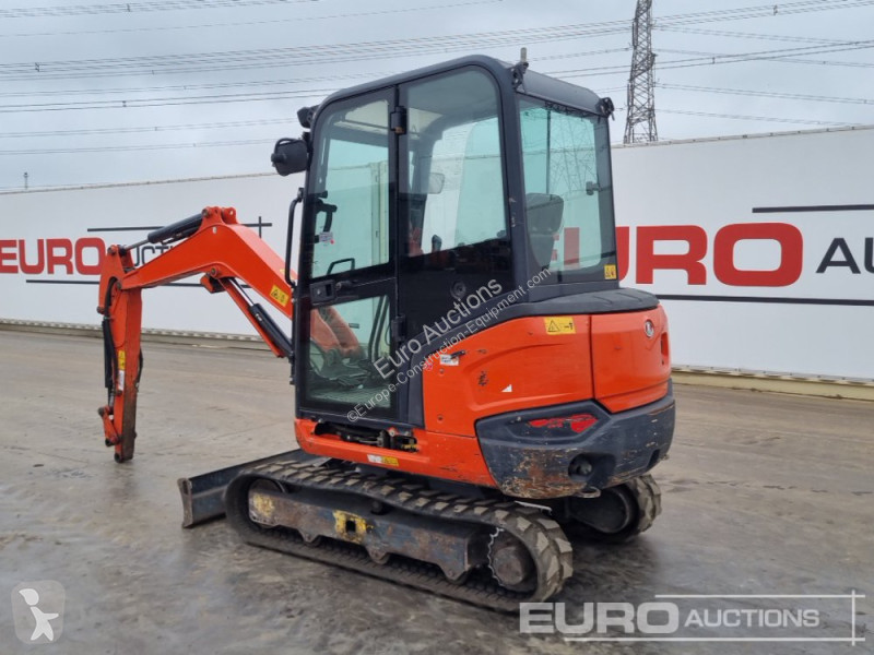 Escavadora Kubota KX027-4