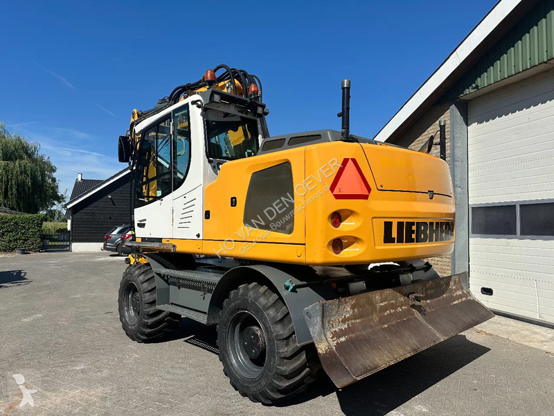 Escavadora Liebherr A916