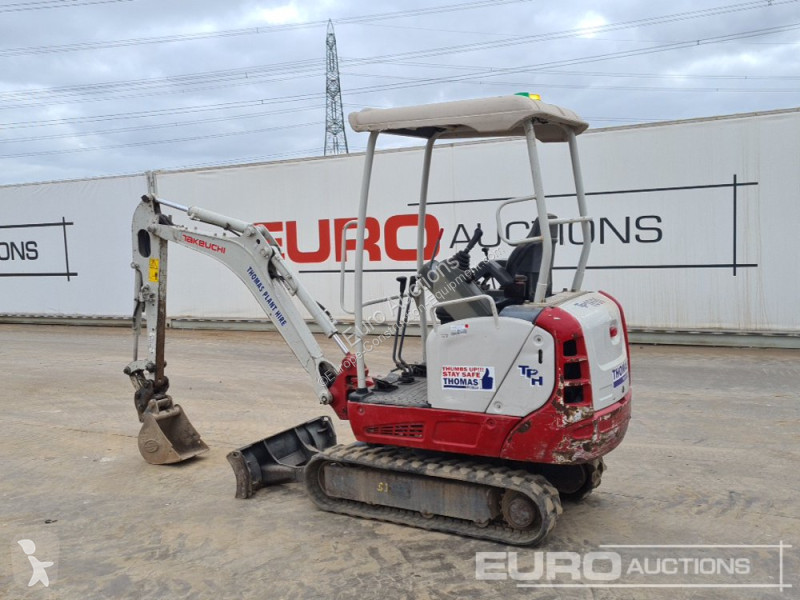 Escavadora Takeuchi TB216