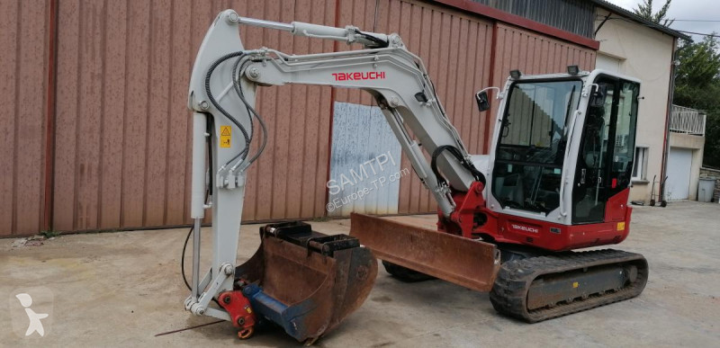 Excavadora Takeuchi TB 260