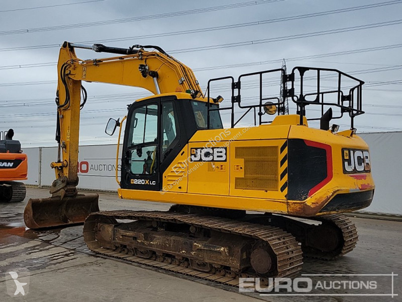 جرافة JCB 220XLC