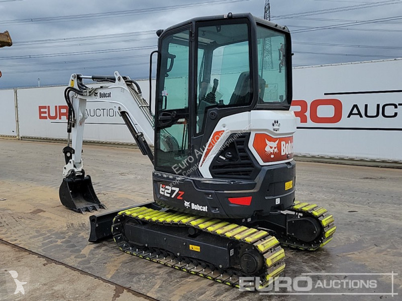جرافة Bobcat E27Z