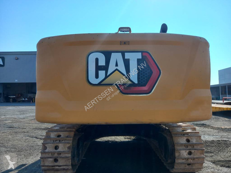 Excavator Caterpillar 350 (Abu Dhabi)