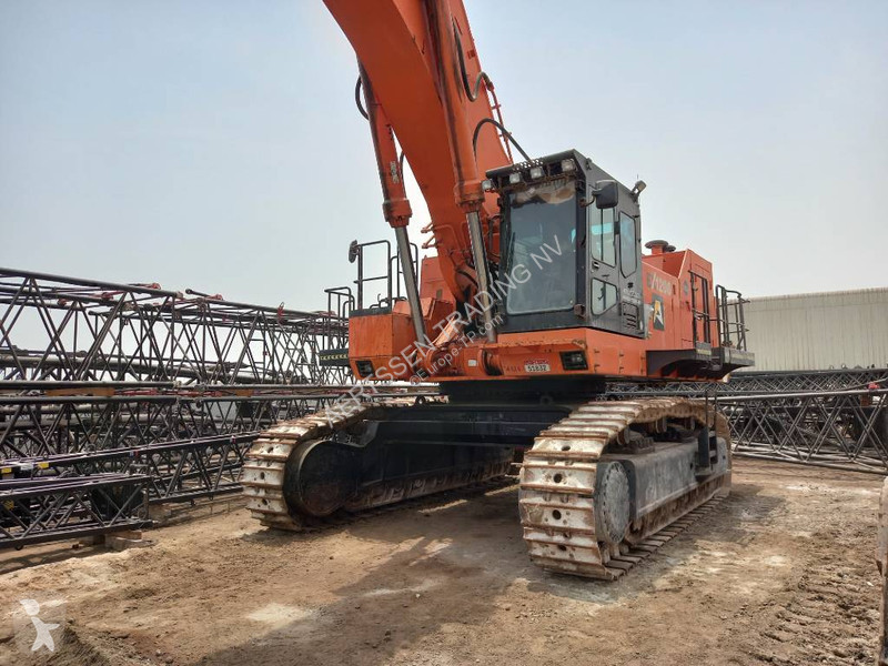 Excavator Hitachi Longreach 28m (Abu Dhabi)