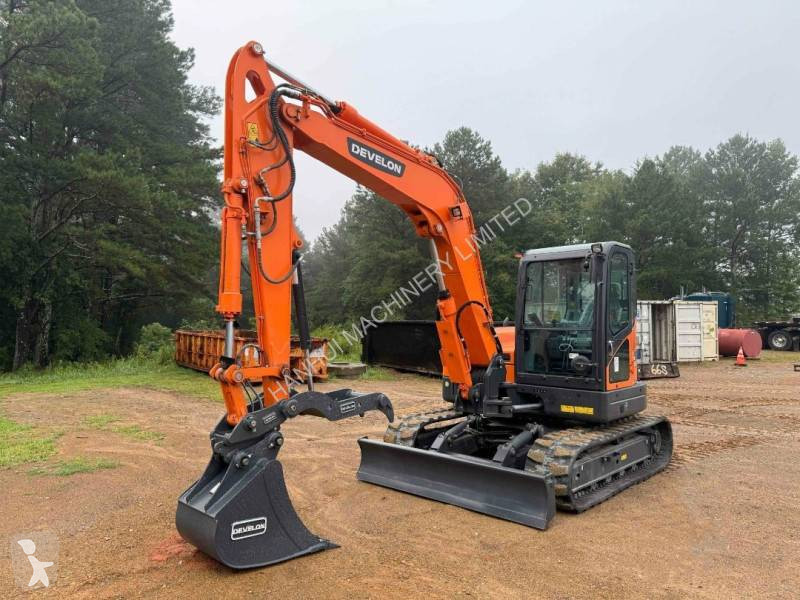 Escavadora Doosan DX85R-3