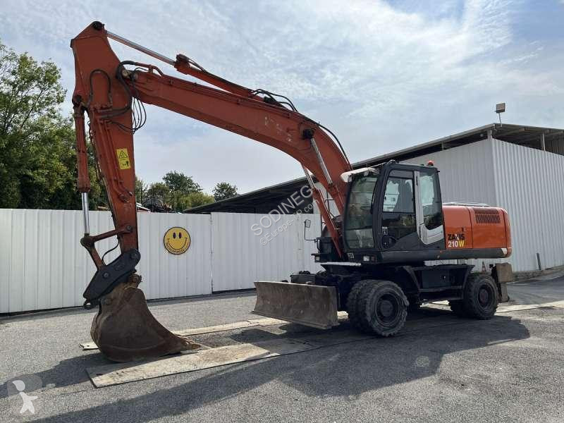 Escavatore Hitachi
