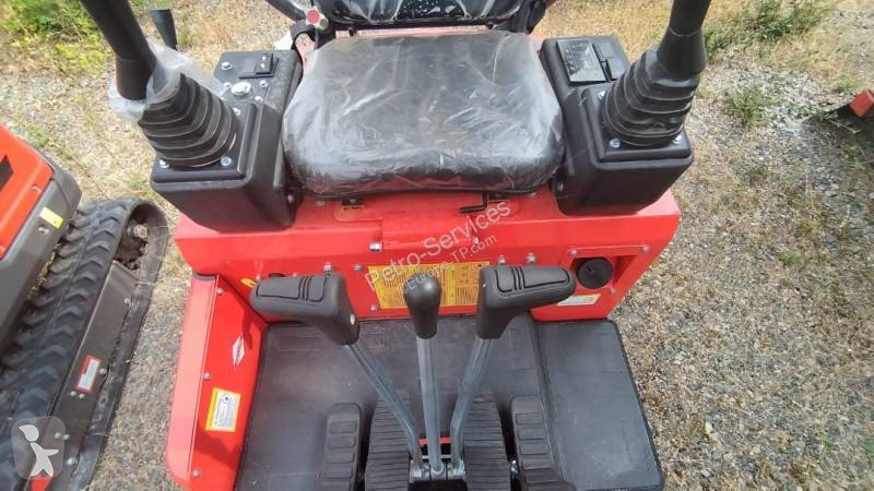 Escavadora Kubota HY16